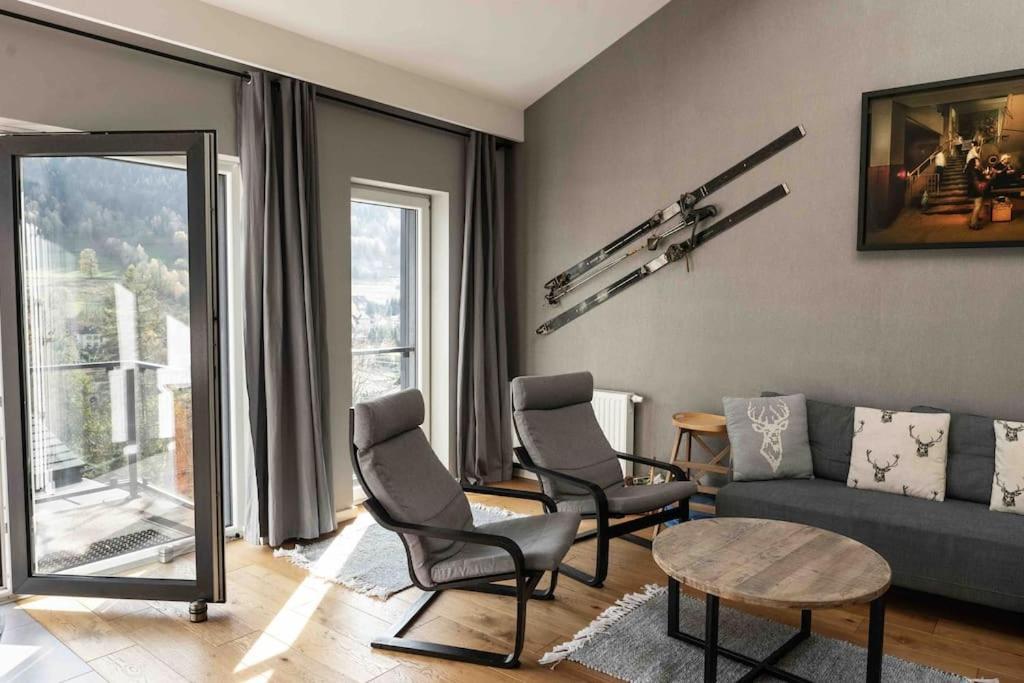 Ski & Bike Apartment Щирк Экстерьер фото